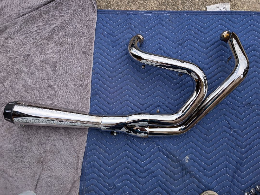 ハーレーダビッドソンスポーツスター14ー21バッサーニフルエキマフラー