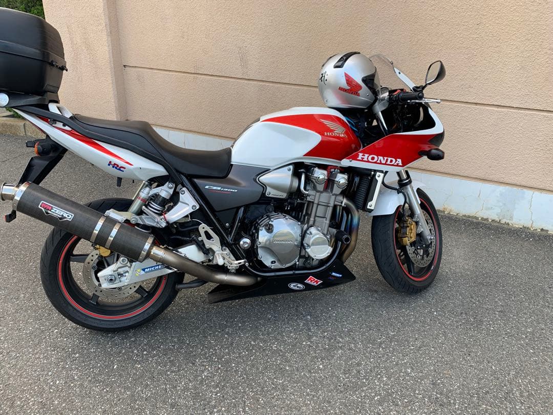 CB1300SF/SB SC54 アンダーカウル（ステー付き）