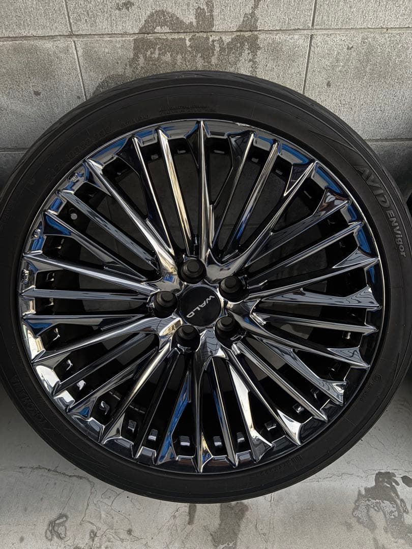 ざくろんジェニュインライン ヴァルド　20インチ　アルファード