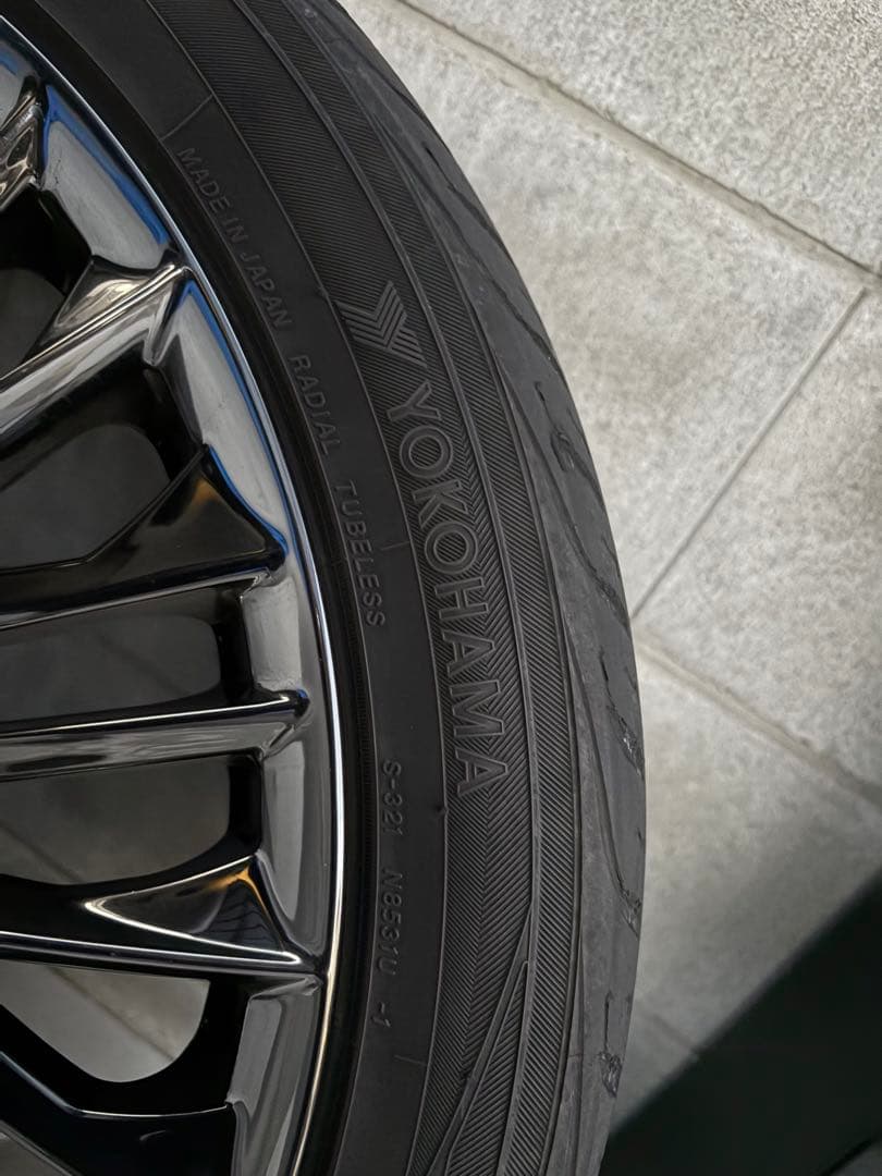 ざくろんジェニュインライン ヴァルド　20インチ　アルファード