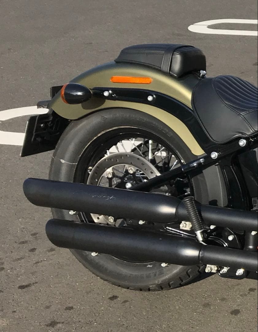 ハーレー　Screamin'Eagle スリップオンマフラー