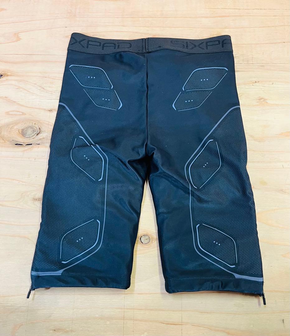 未使用に近い SIXPAD パワースーツ レディース トップ＆ボトム Mサイズ