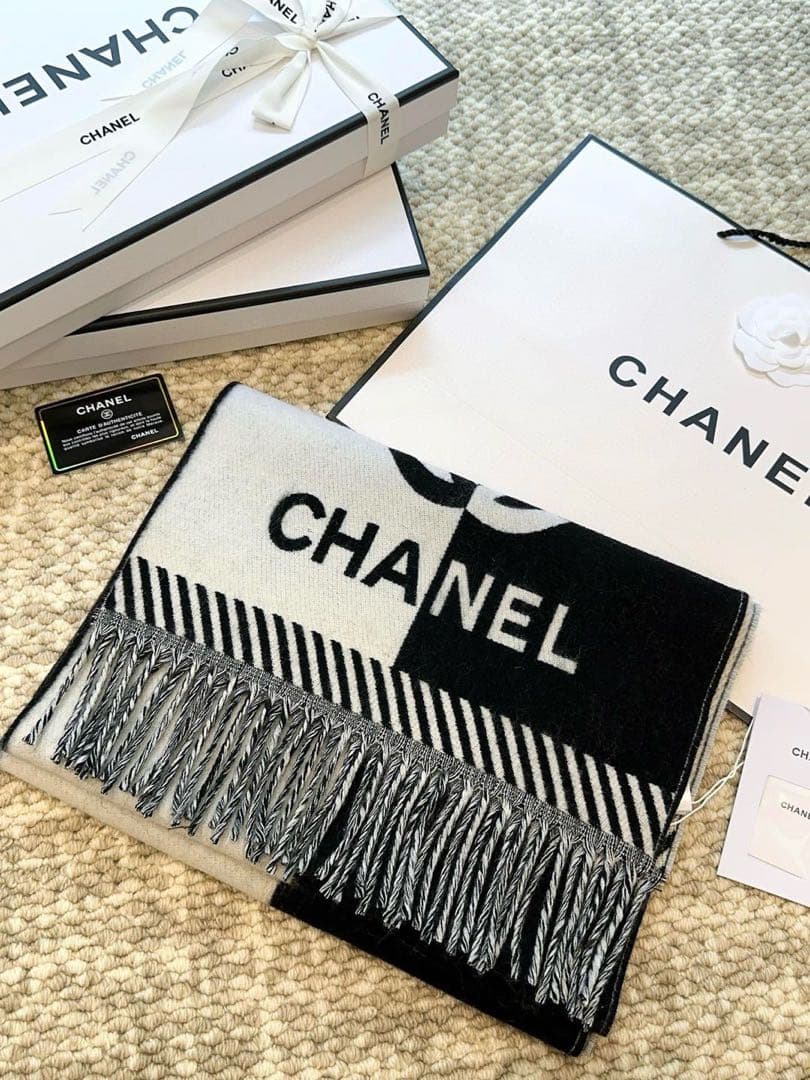 CHANEL シャネル　マフラー 184×34cm