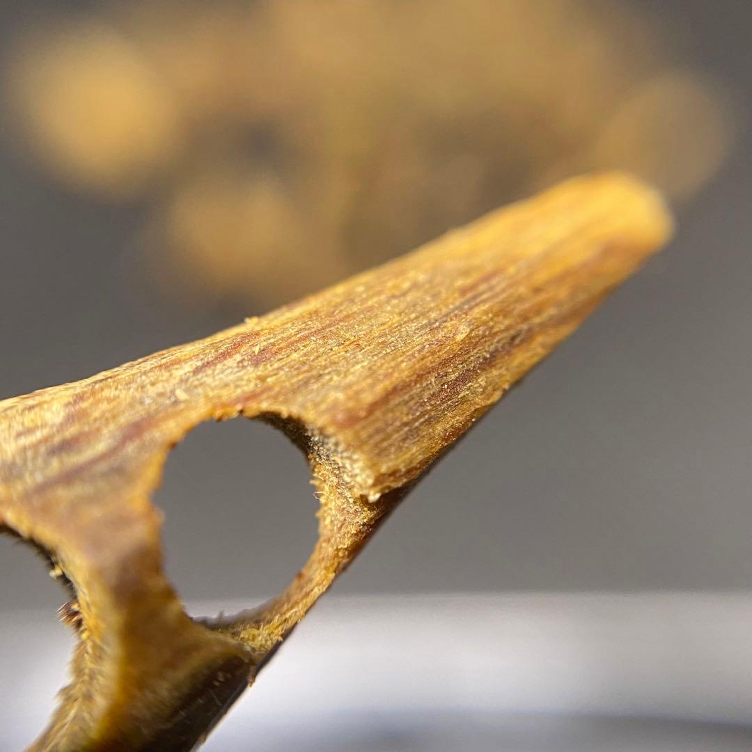 【極上品】高油分 伽羅 くり抜き端材 香木 濃厚な香り　5g