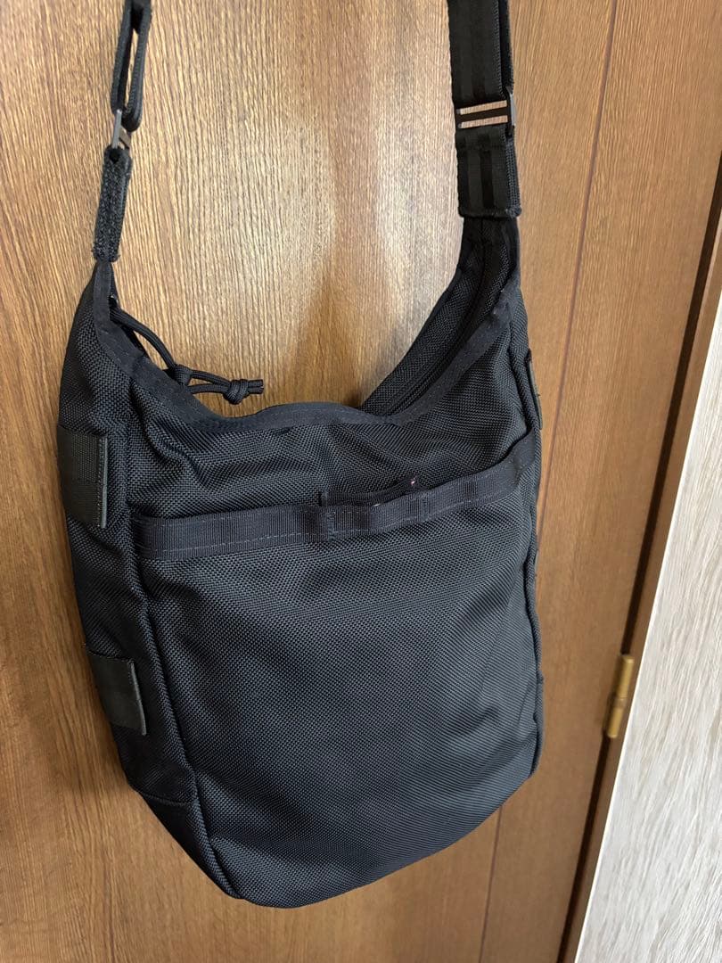 USA製 BRIEFING ブラック ショルダーバッグ デイトリッパー美品
