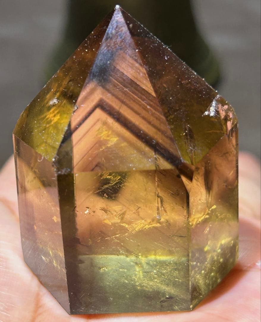 ☆みち！福徳龍神秘宝⑧！龍脈水晶！ゴールデン　シトリン 六角柱