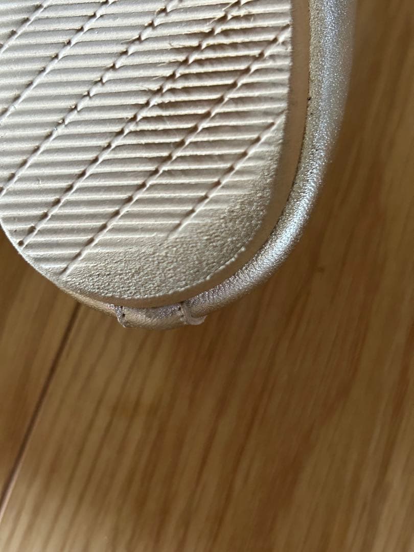 美品kurun 本革　スクエアトゥバレエシューズ　シャンパンゴールド　24.5