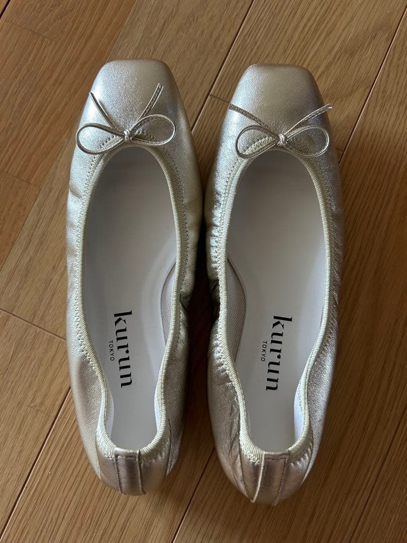 美品kurun 本革　スクエアトゥバレエシューズ　シャンパンゴールド　24.5