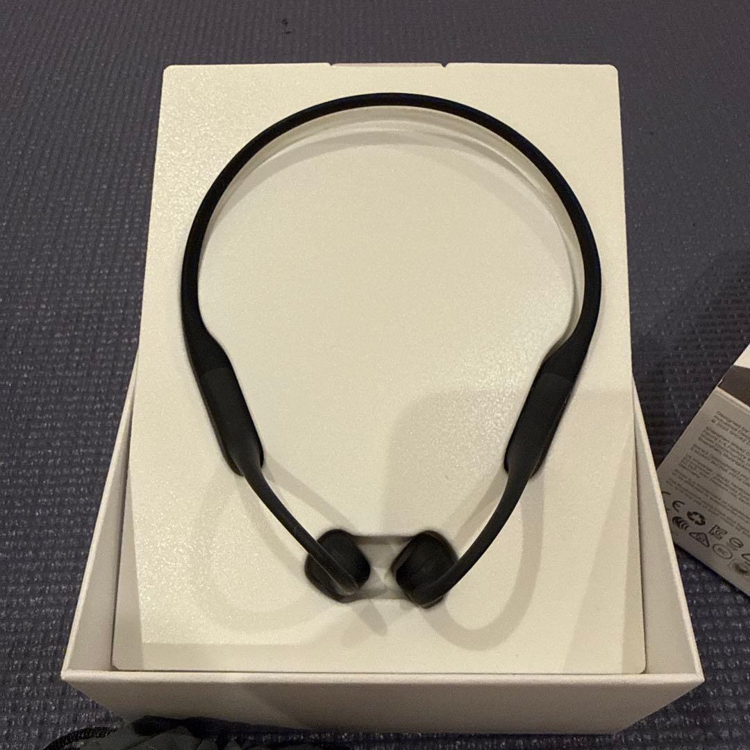 美品　保証書　shokz openrun ショックス　オープンラン　ワイヤレス