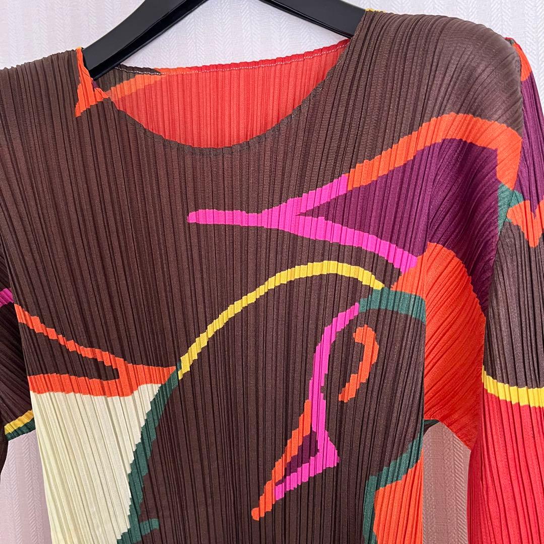 PLEATSPLEASE イッセイミヤケ トップス　カットソー　マルチカラー