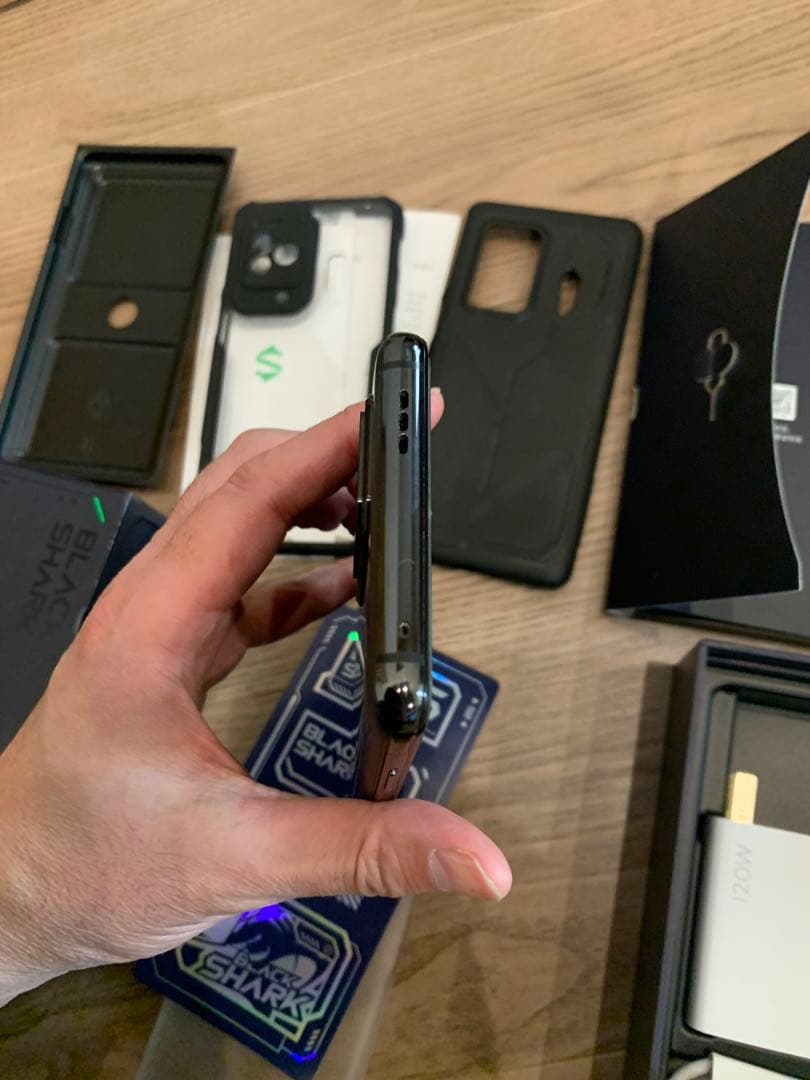 鬼レア！！blackshark 5pro 16/512 入手困難！現在最上位！