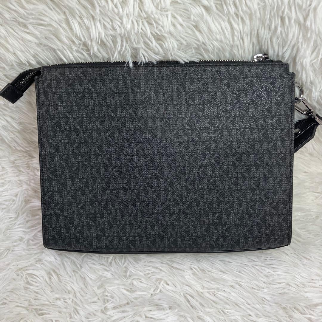 【美品】マイケルコース ロゴ　MK柄　黒　バッグ クラッチバッグ 男女