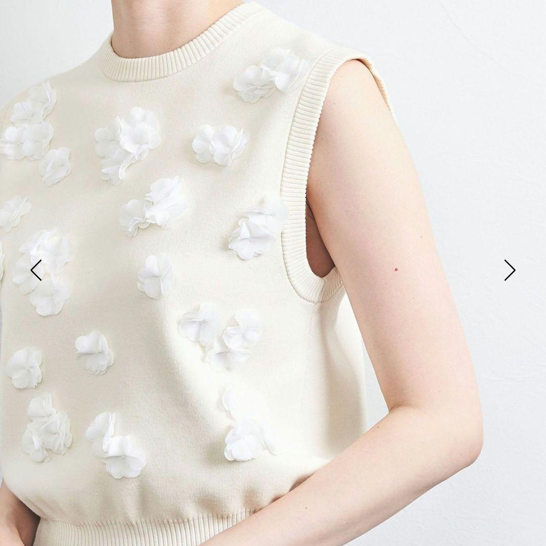 UNITED ARROWS 3D フラワーモチーフ ノースリーブ ニットベスト