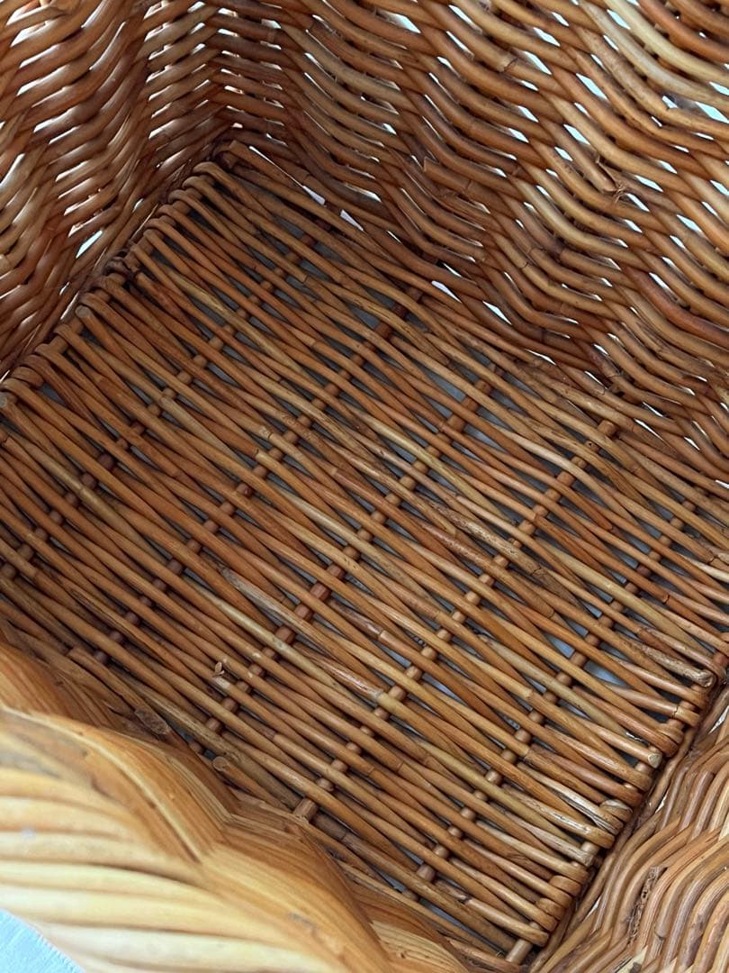 フランスアンティーク 飴色ラタンパニエ スクエア型 バスケット [1976]