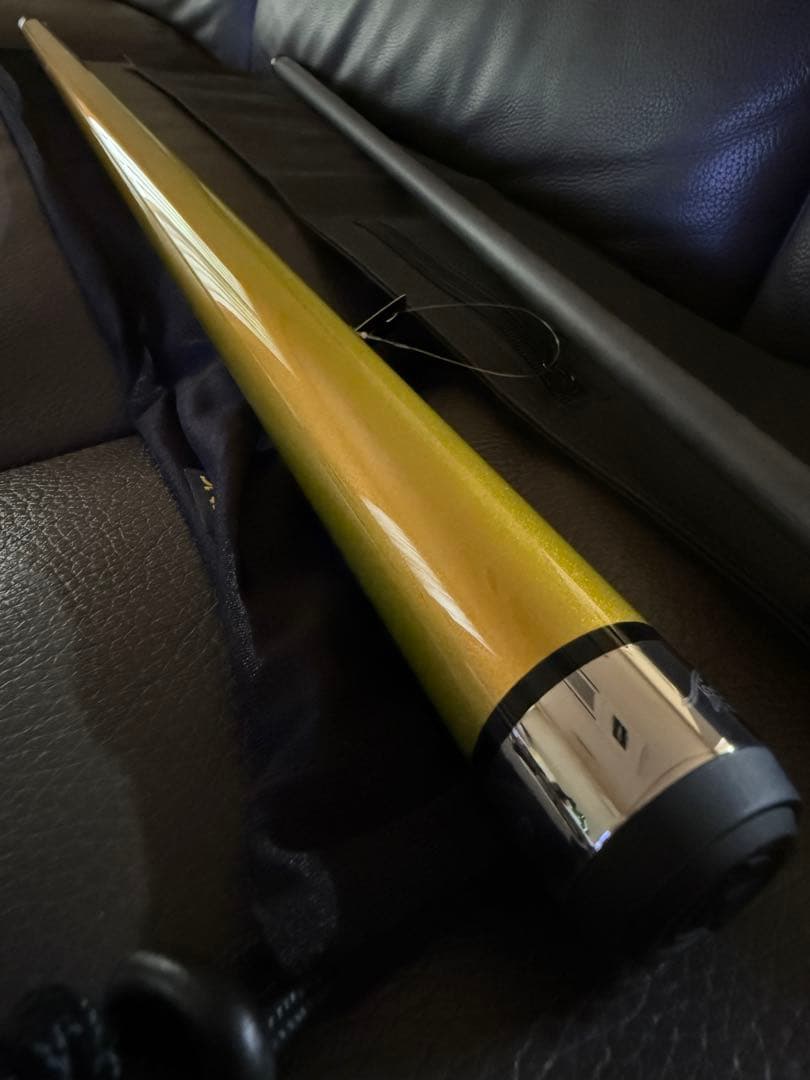 ビリヤード PREDATOR BK RUSH GOLD NW