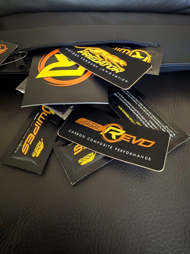 ビリヤード PREDATOR BK RUSH GOLD NW