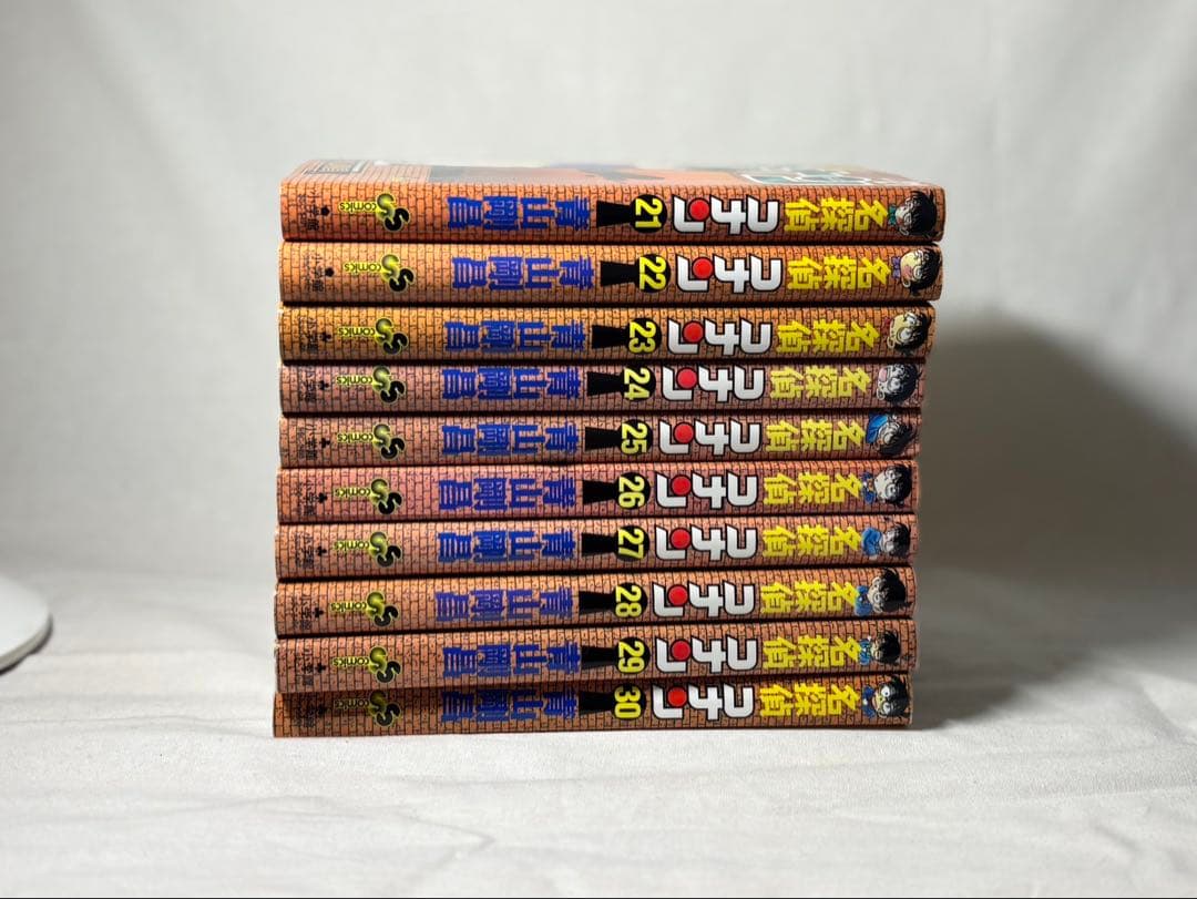 名探偵コナン全巻 （1〜105）セット+映画カラー漫画付き（69・70・72欠）