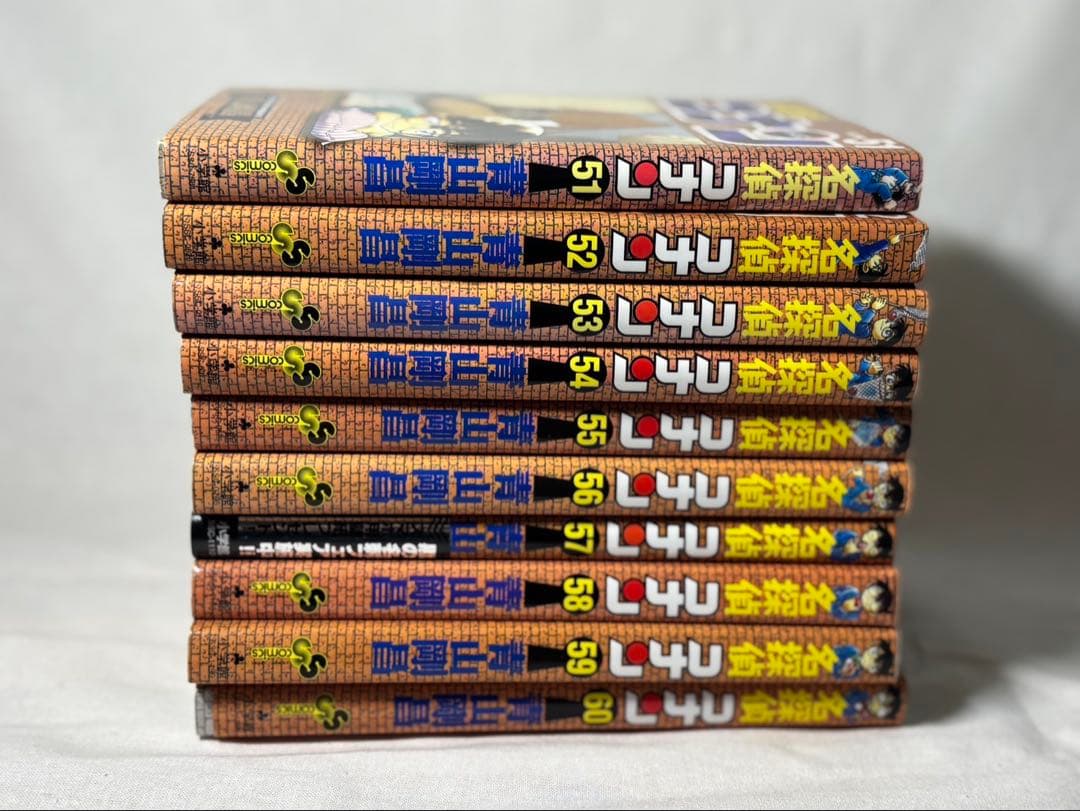 名探偵コナン全巻 （1〜105）セット+映画カラー漫画付き（69・70・72欠）