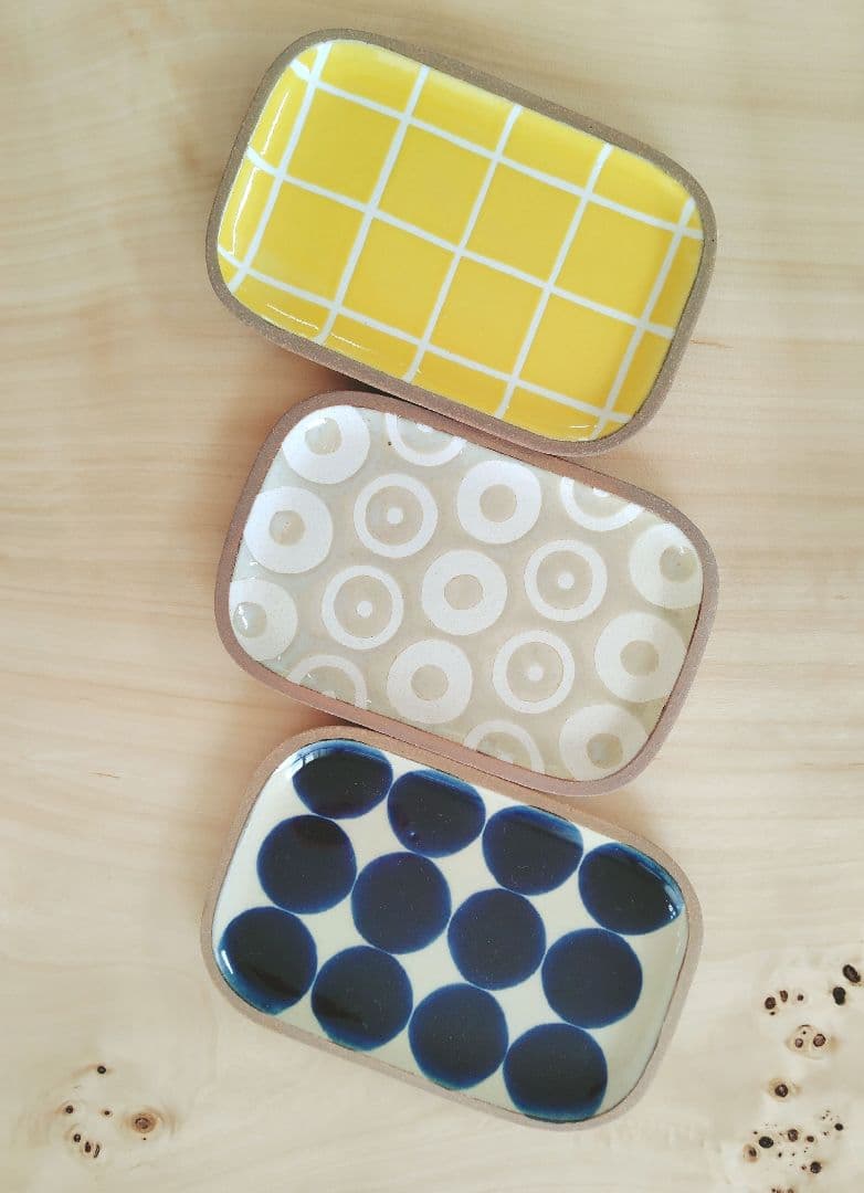 やちむん　一翠窯　陶器　沖縄 角皿小