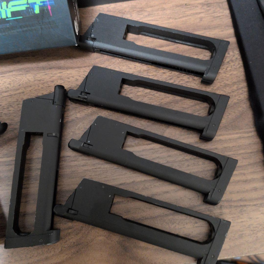 Carbon8 M1911 NITESHIFT ガスガン