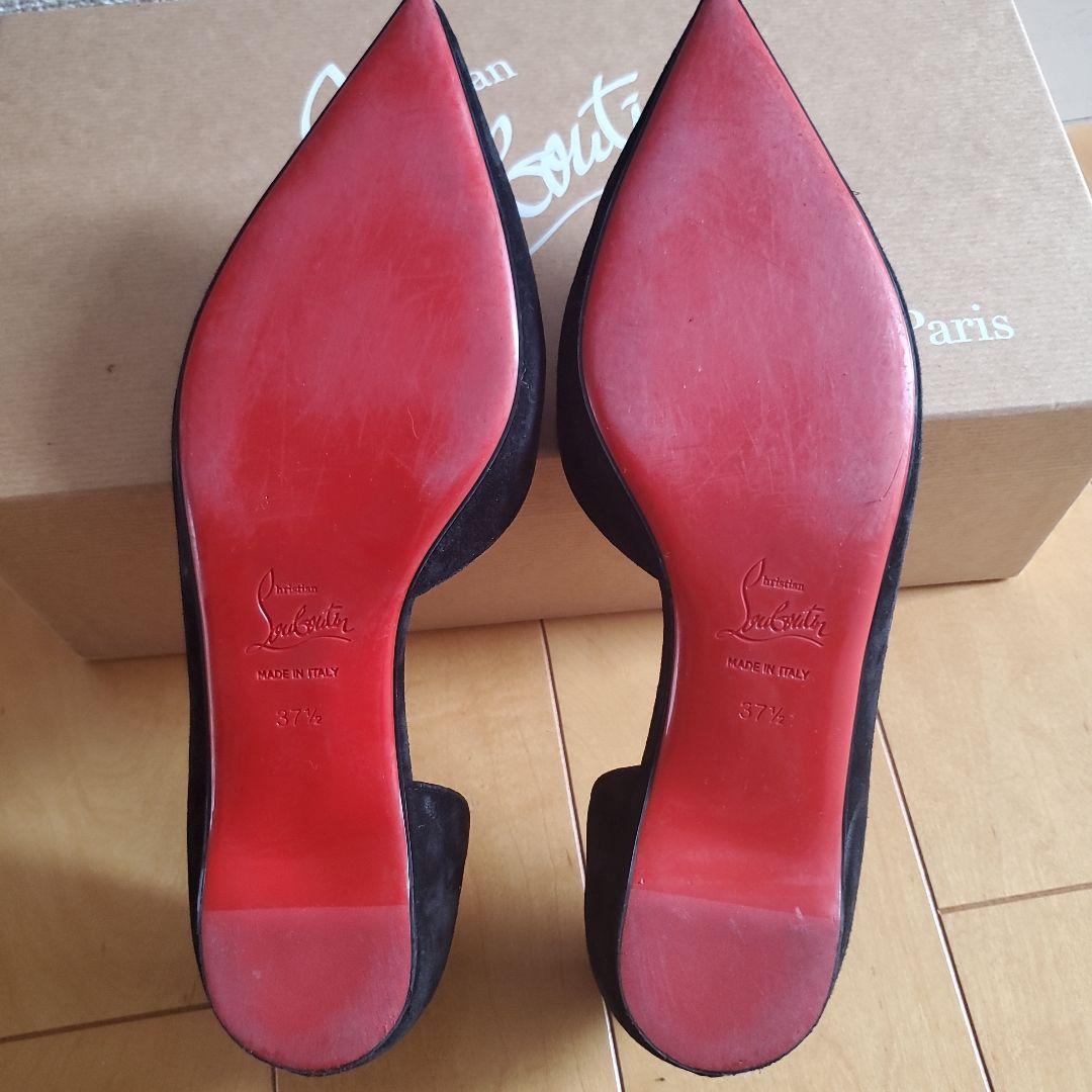 Christian Louboutin ブラックパンプス