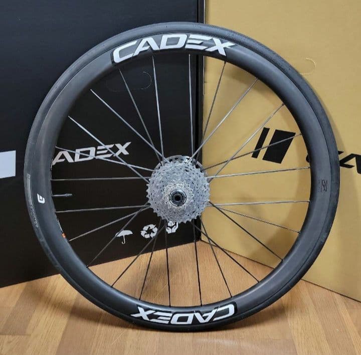 パーツ CADEX AR 35 Disc Tubeless