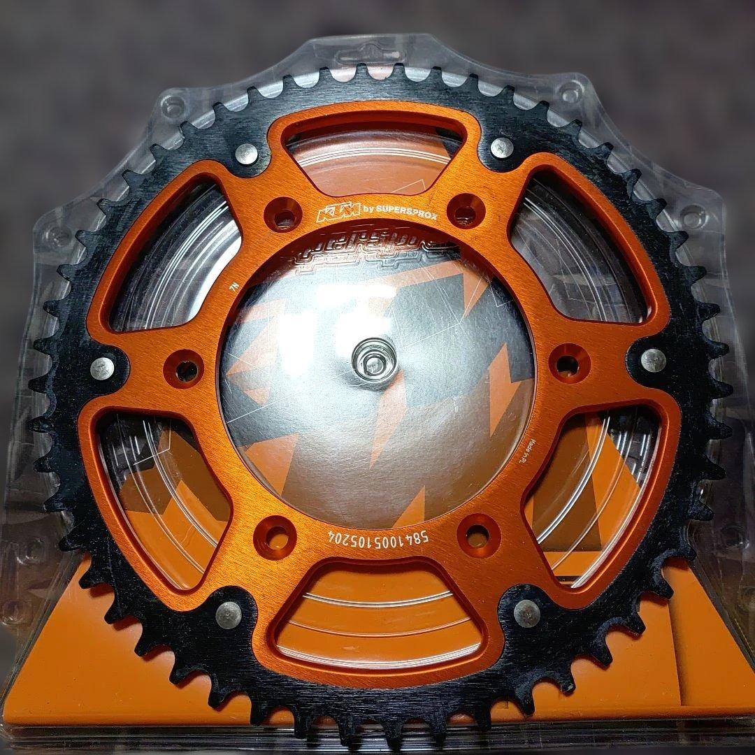 KTM リア・スプロケ　52T