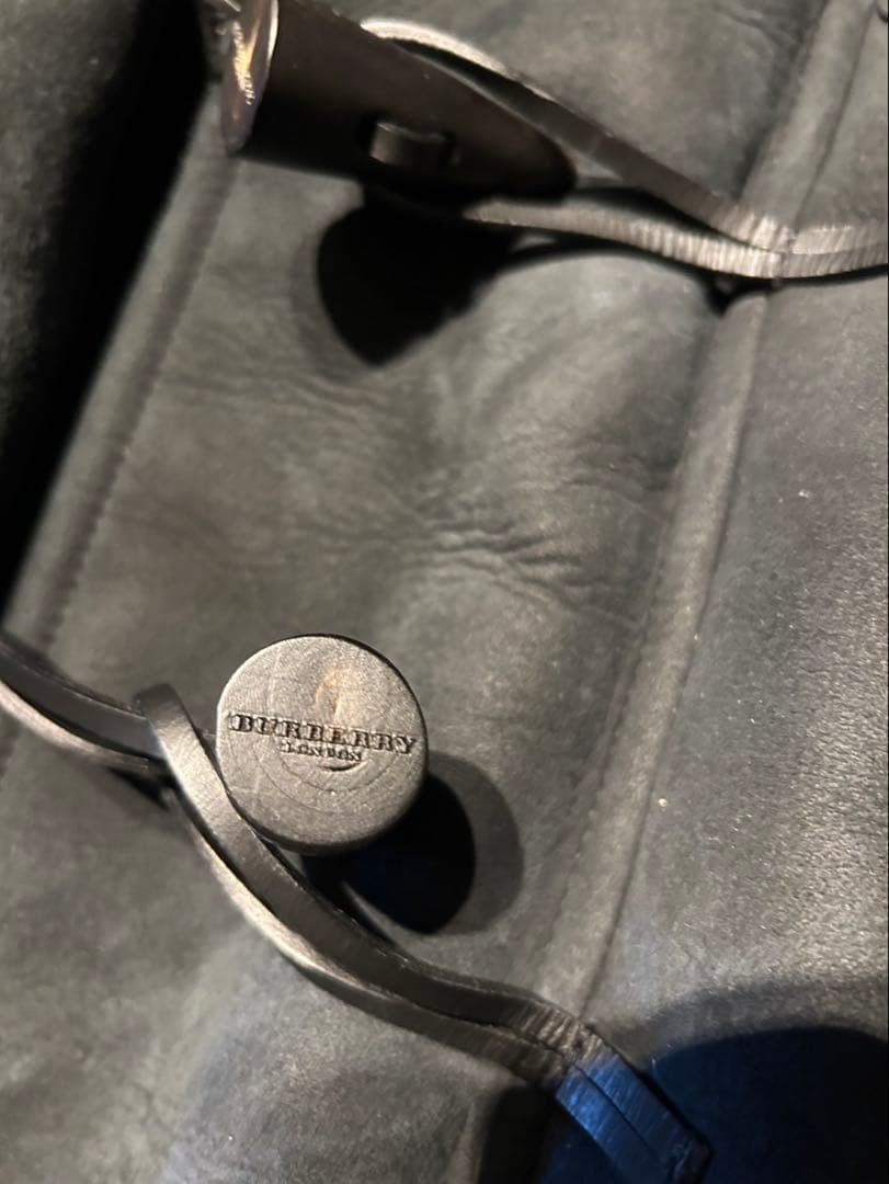 BURBERRYバーバリー　ダークグレー ムートンダッフルコート イタリア製
