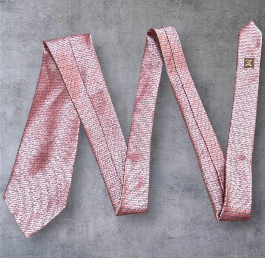 Louis Vuittonネクタイ 銀座ルイヴィトンウィンターピンク 9cm箱付