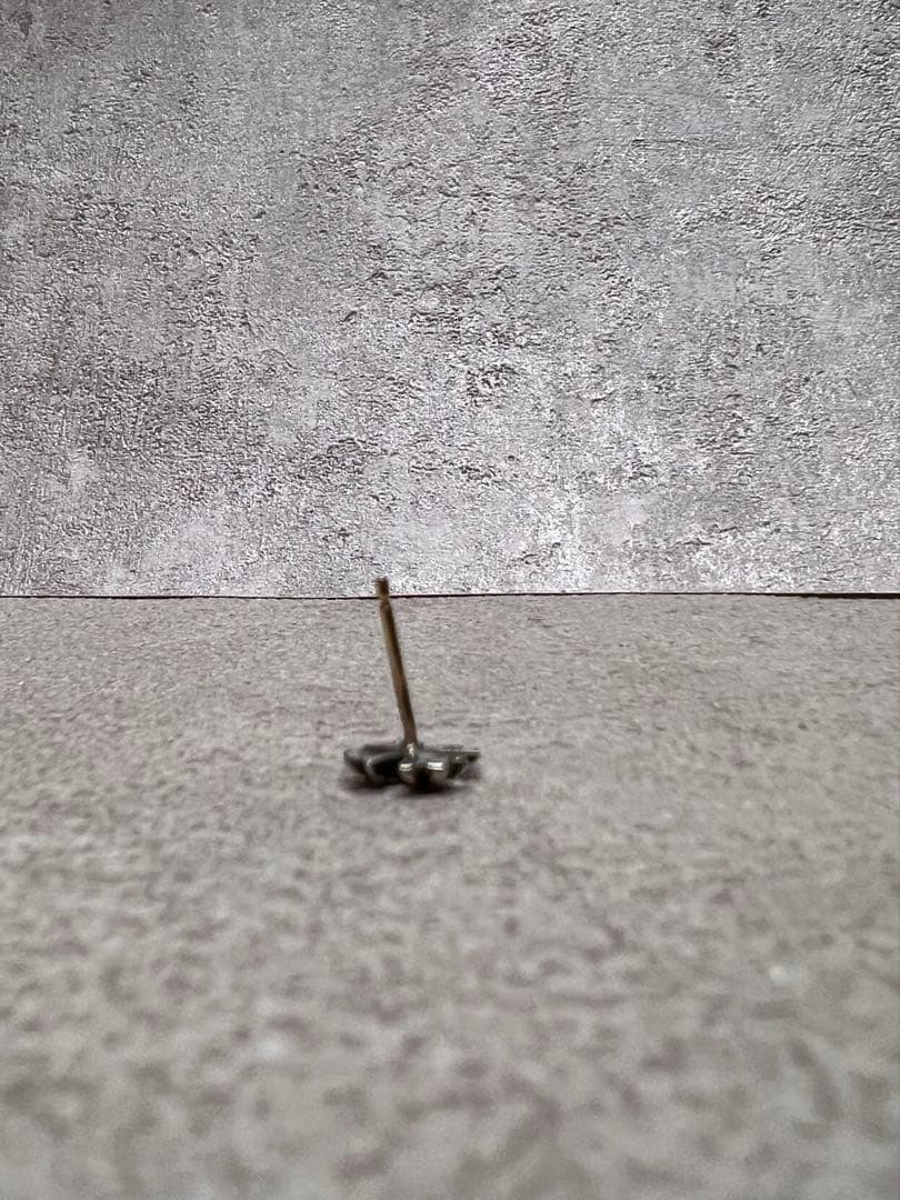 クロムハーツ ピアス CHプラス スタッド シルバー ピアス + ダイヤモン