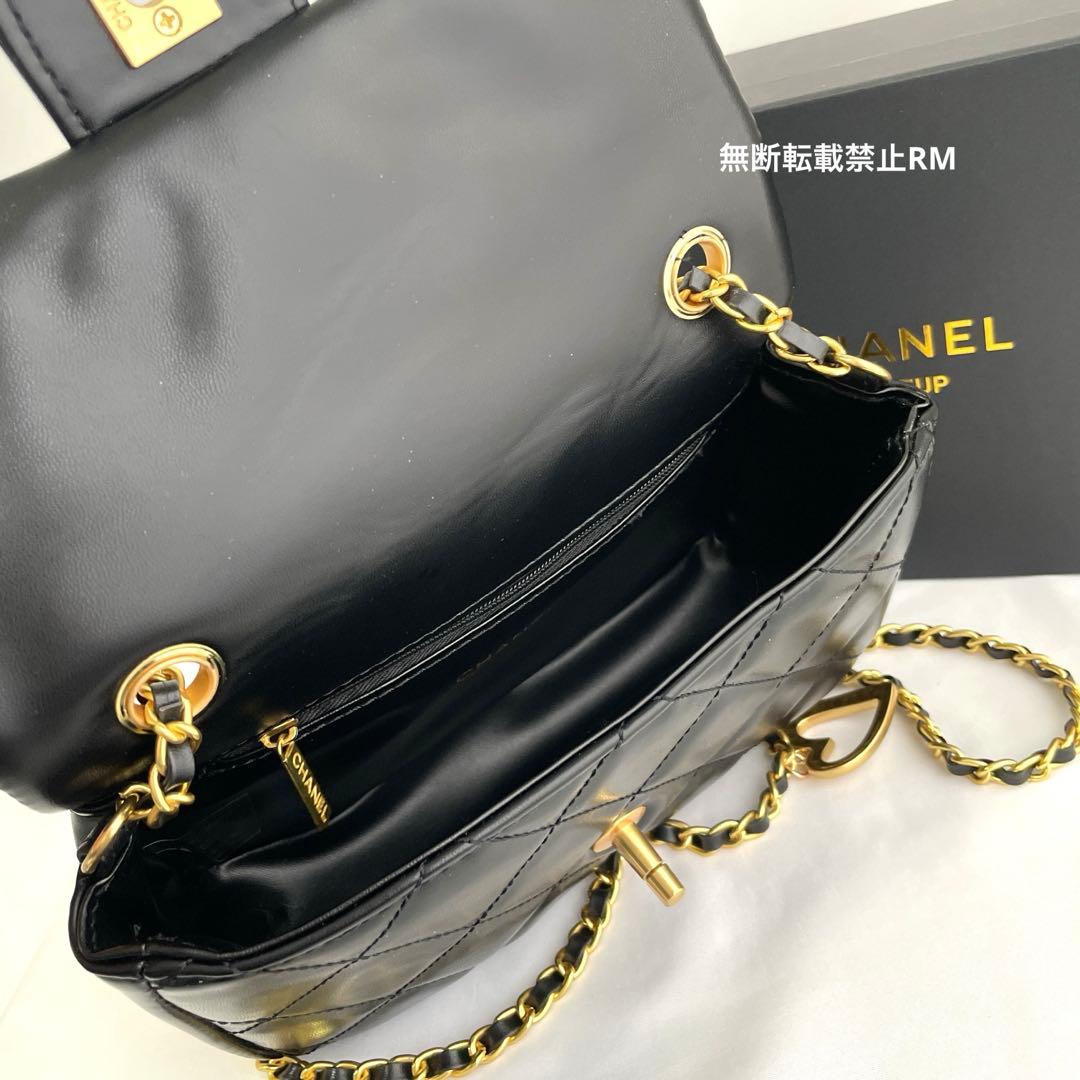 シャネル ノベルティ ハートチェーン ショルダー