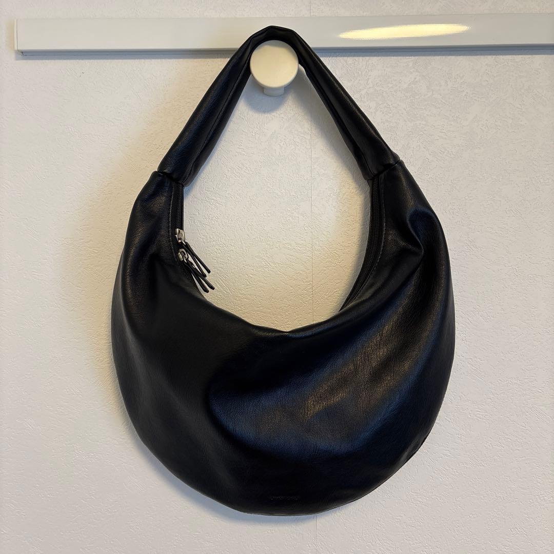 ohotoro ハーフムーンバッグ