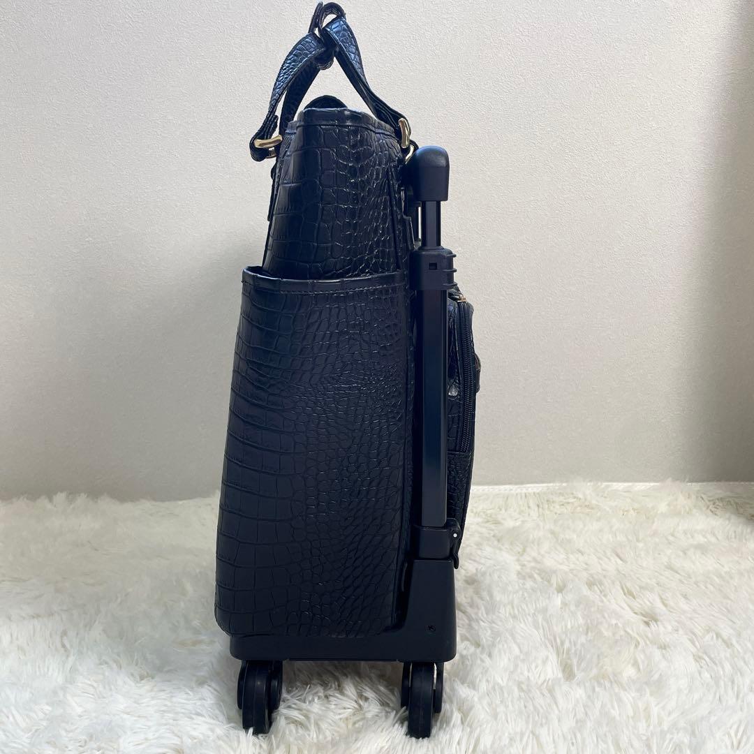 極美品　近沢レース　コラボ　スワニー　2way キャリーバッグ　クロコ型押し　黒