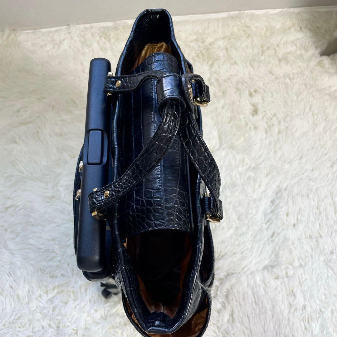 極美品　近沢レース　コラボ　スワニー　2way キャリーバッグ　クロコ型押し　黒