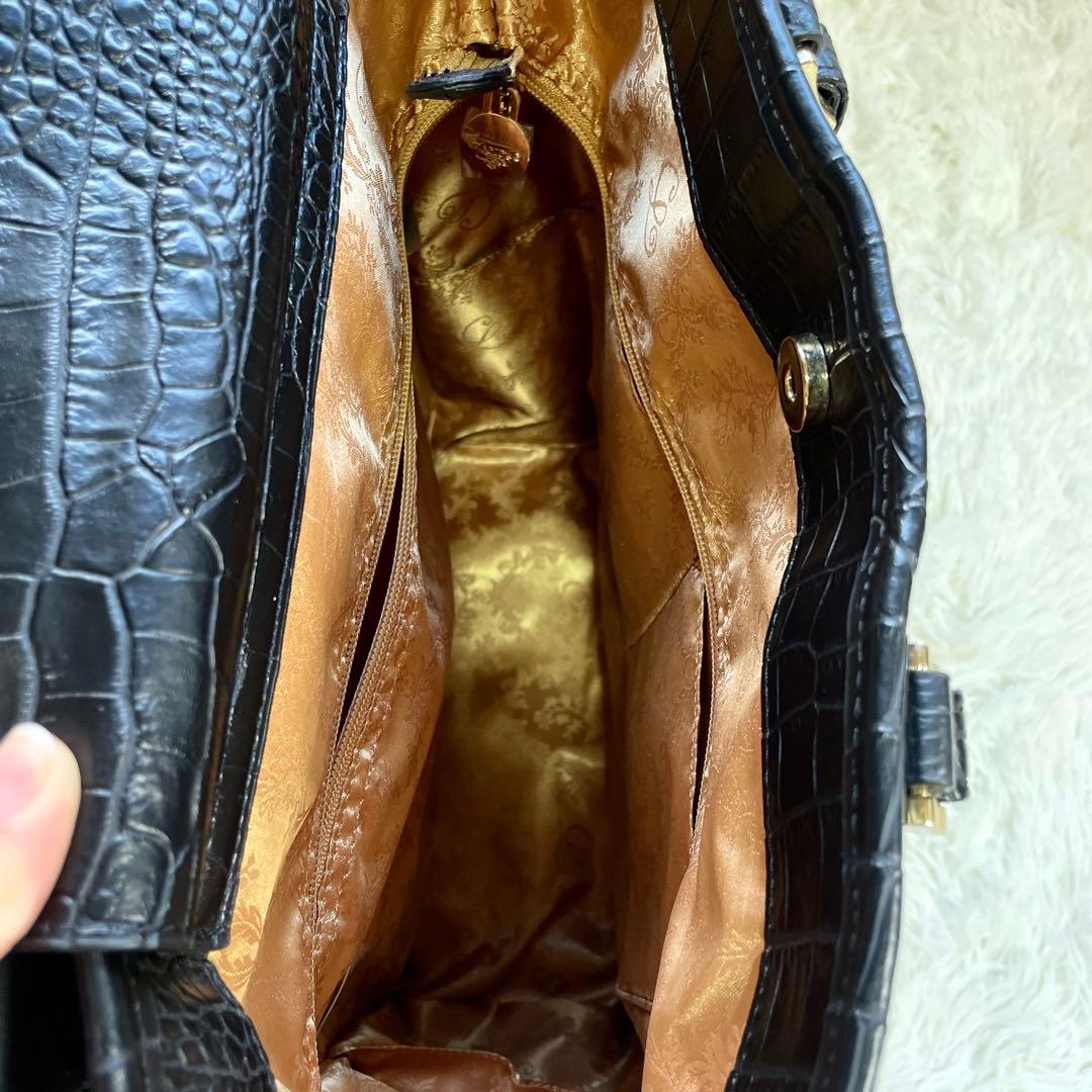 極美品　近沢レース　コラボ　スワニー　2way キャリーバッグ　クロコ型押し　黒