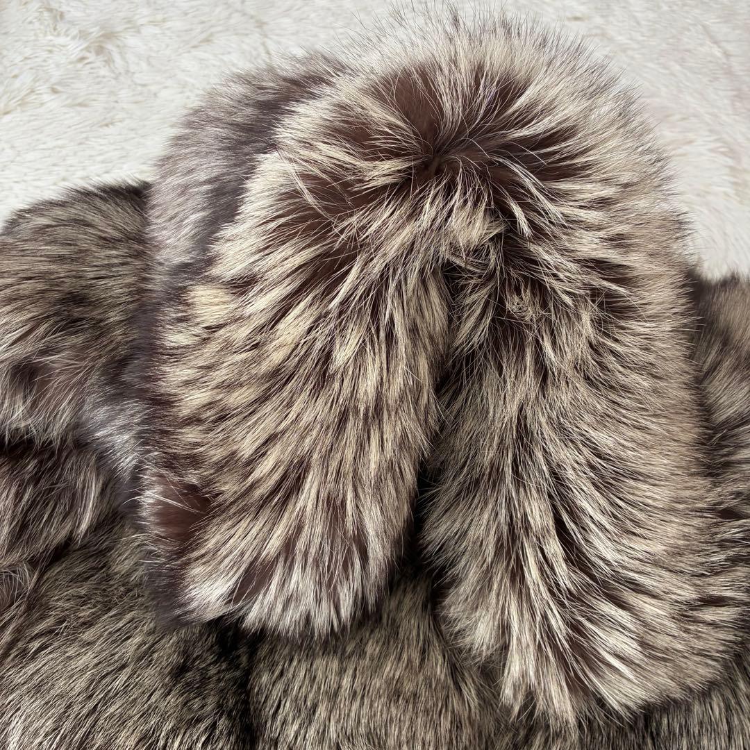 割引済み⭐︎最高級クラス　SAGA FOX  ファーコート　毛皮　11号