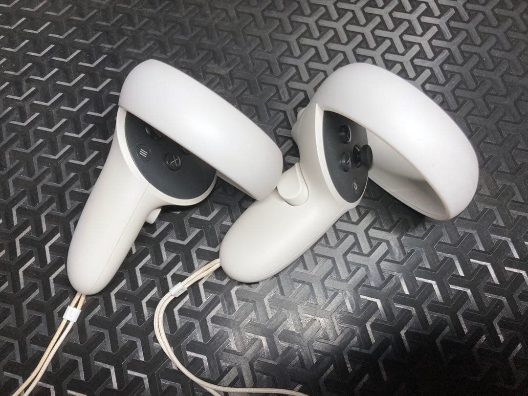 ５日１２時まで値下げ　Quest2 128GB エリートストラップ付き