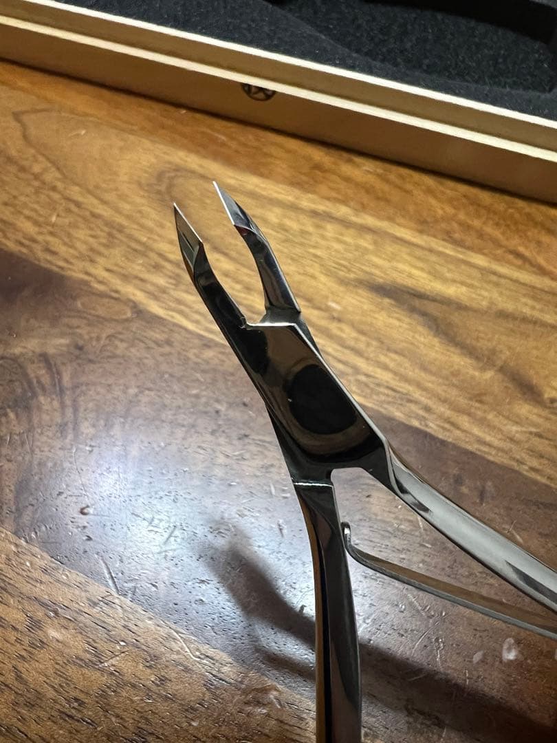 美品:未使用　HIKARI ニッパー　木製ボックス付き