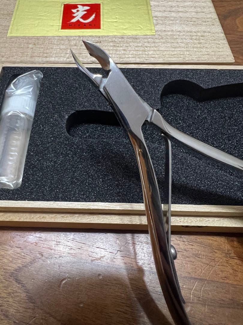 美品:未使用　HIKARI ニッパー　木製ボックス付き
