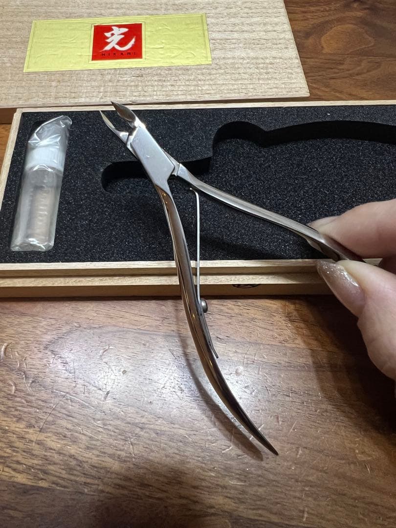 美品:未使用　HIKARI ニッパー　木製ボックス付き
