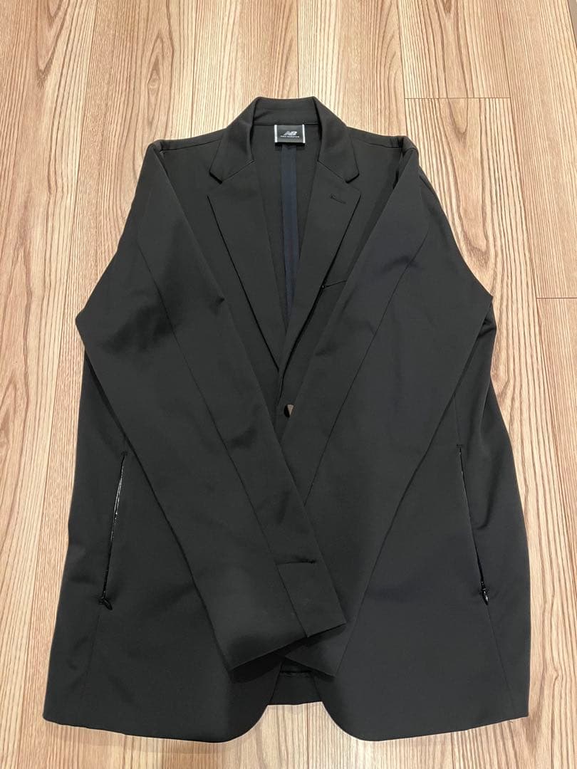 Newbalance MET24 セットアップ 黒　M ジャケット　パンツ