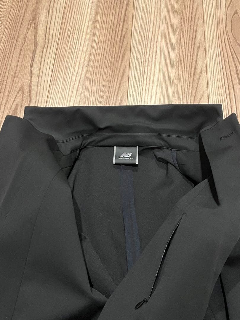 Newbalance MET24 セットアップ 黒　M ジャケット　パンツ