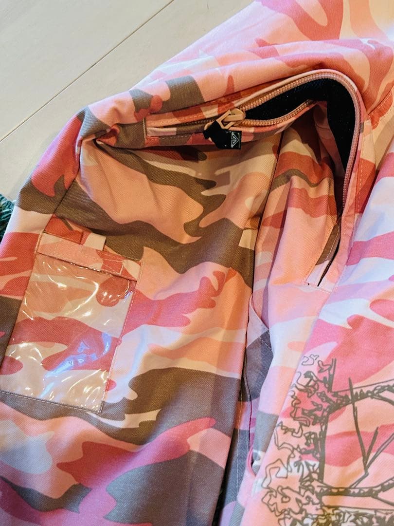 お値下げ⭐️【美品】ROXY/ HHピンク迷彩 スノーボード　スキー　ウェアセット