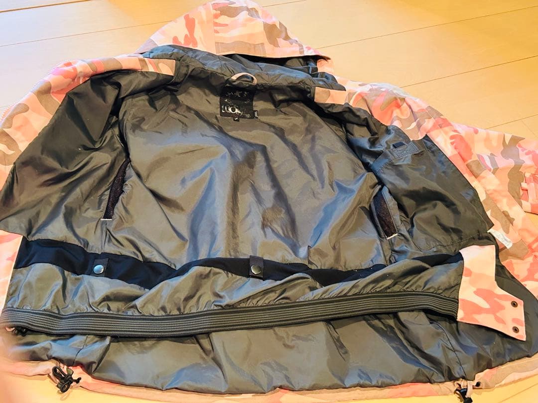 お値下げ⭐️【美品】ROXY/ HHピンク迷彩 スノーボード　スキー　ウェアセット