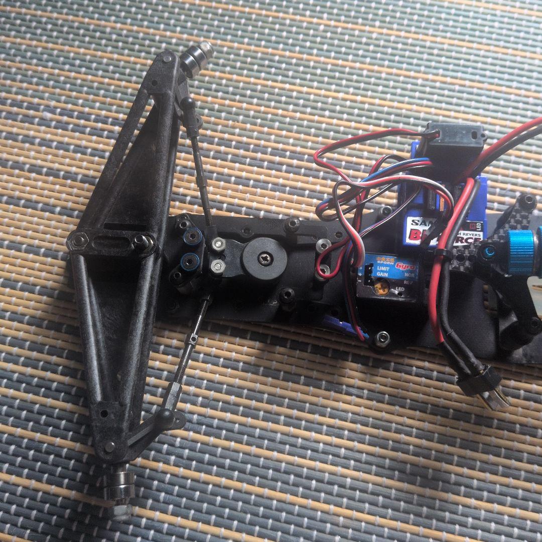 F103風パーツ組みシャーシ アンプジャイロモーター付き