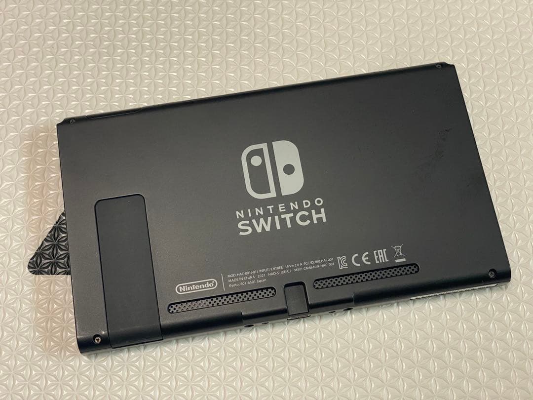 Nintendo Switch 本体 箱説 完品128GB SDオマケ多数