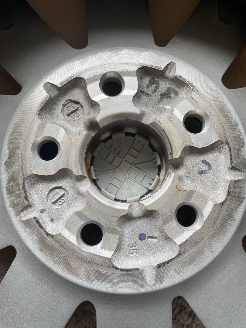 クラウンスポーツZ純正アルミホイール21inch 1本　管理no.1 ボルト付き