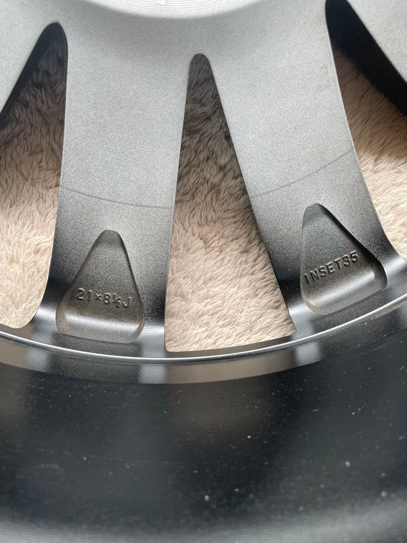 クラウンスポーツZ純正アルミホイール21inch 1本　管理no.1 ボルト付き