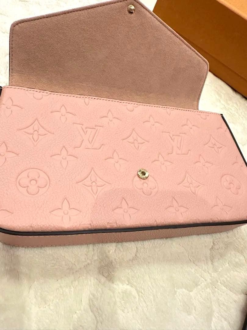 音ちゅんさまルイヴィトン ポシェットフェリシー ローズプードル