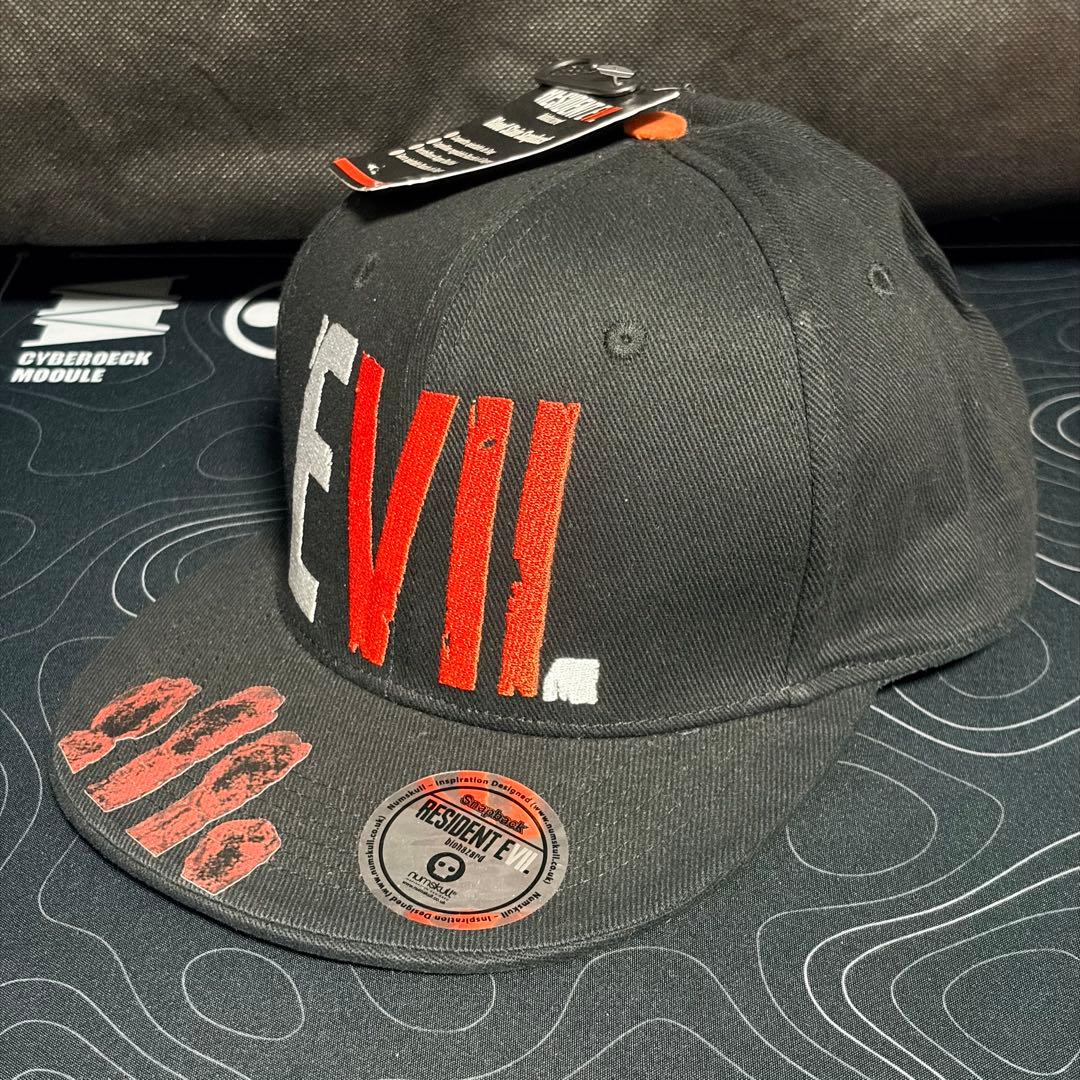 バイオハザード 7 SnapBack Cap Numskull